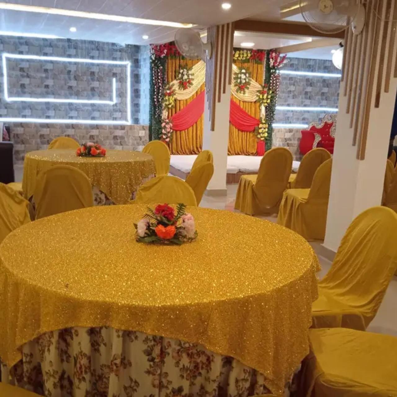 New Kumar Hotel & Banquet Лакхнау Екстер'єр фото